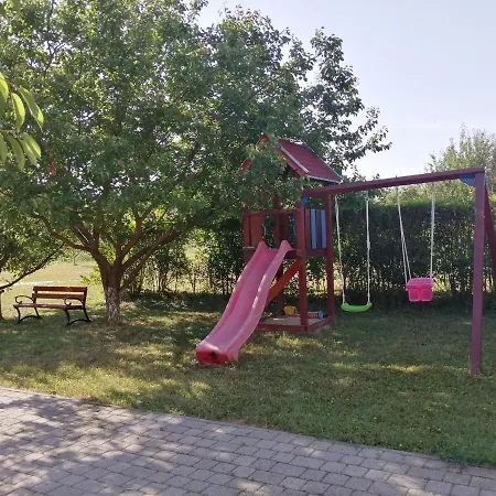Erzsébet Apartman Apartamento